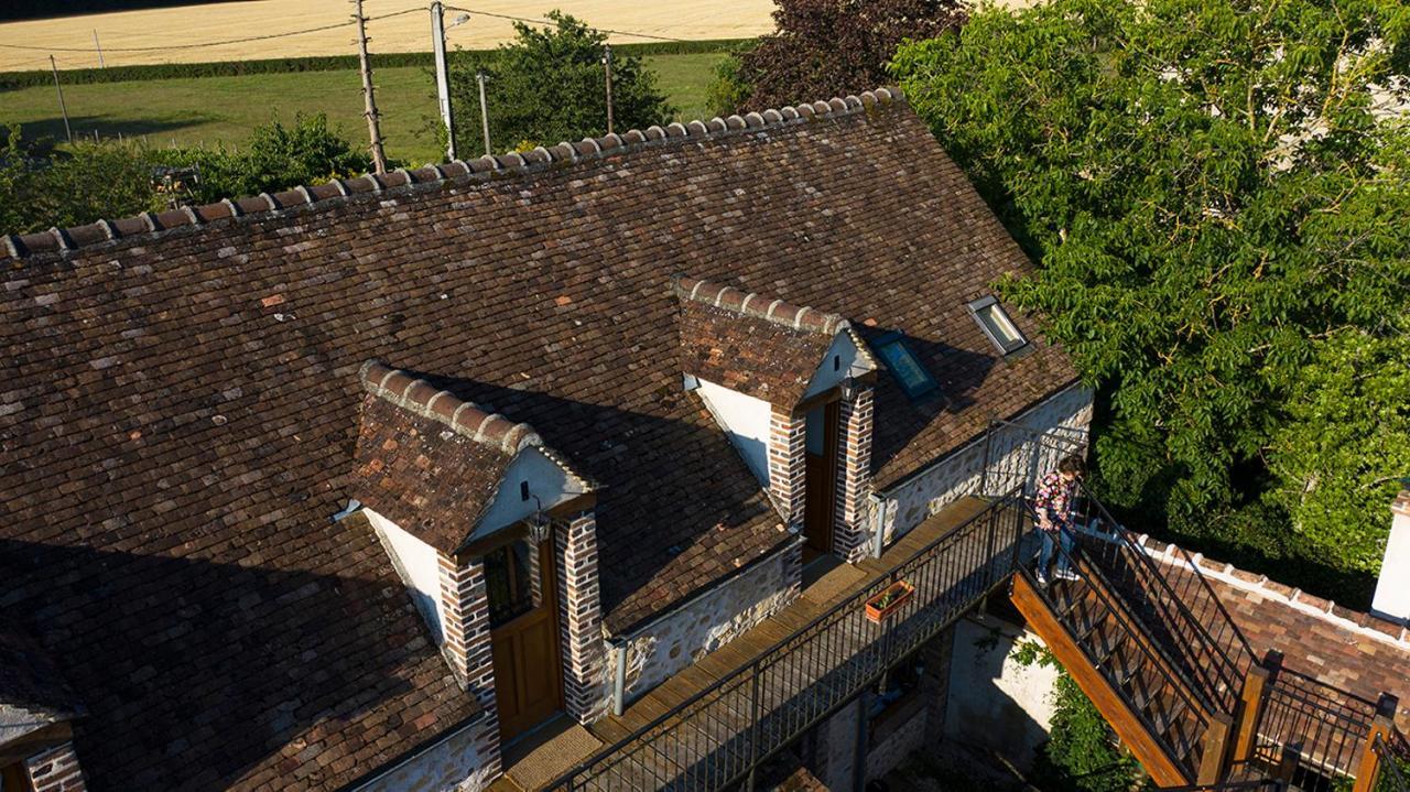 Отель La Grange Des Blins Jouy  Экстерьер фото