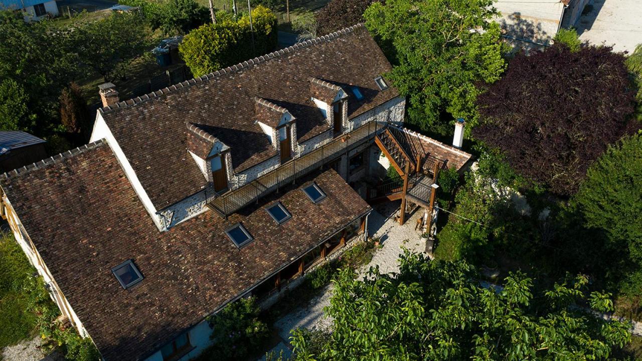 Отель La Grange Des Blins Jouy  Экстерьер фото